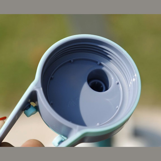 زمازم مياه رياضية مع شفاطة بلاستيكية، 4 الوان سعة 1000 مل