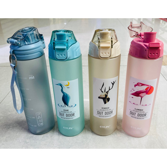 زمازم مياه رياضية مع شفاطة بلاستيكية، سعة 750 مل