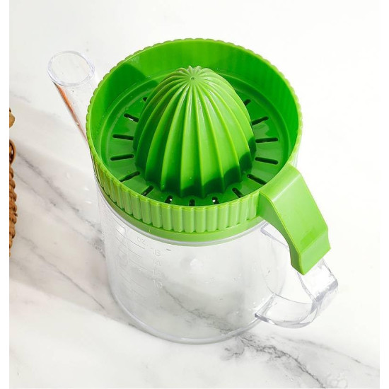 عصارة حمضيات بلاستيكية مزودة بمصفاة