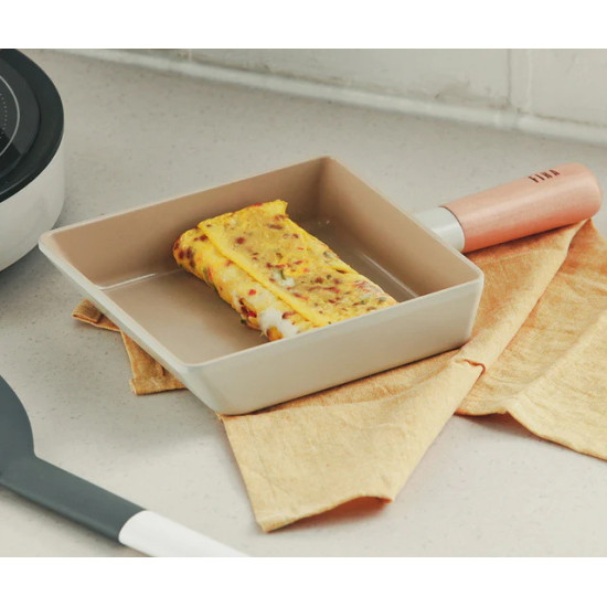 مقلاة أومليت من فيكا، مقاس 15 سم، لون اوف وايت