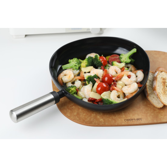 مقلاة سيراميك فيكا أبيكس ، اسود 24سم