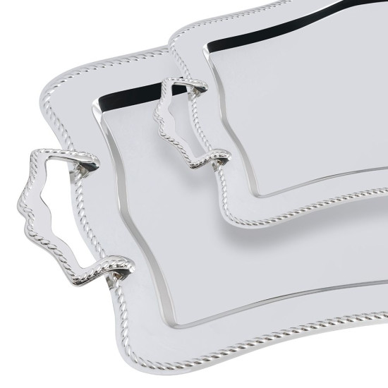 طقم صواني من الأستانلس ستيل مكون من قطعتين.