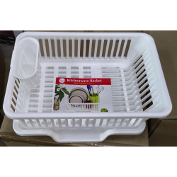 صفاية صحون وملاعق بلاستيك بتبسي