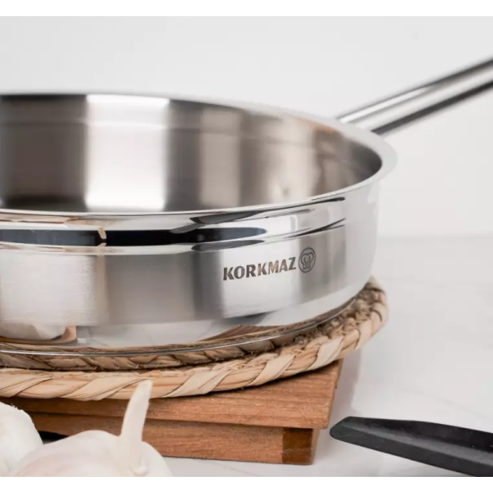 طاوة كوركماز استيل الفا  26 سم