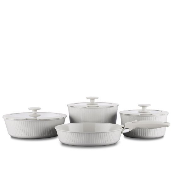 طقم أواني كوركماز نوفا براتيكا 8 قطع لون بيج