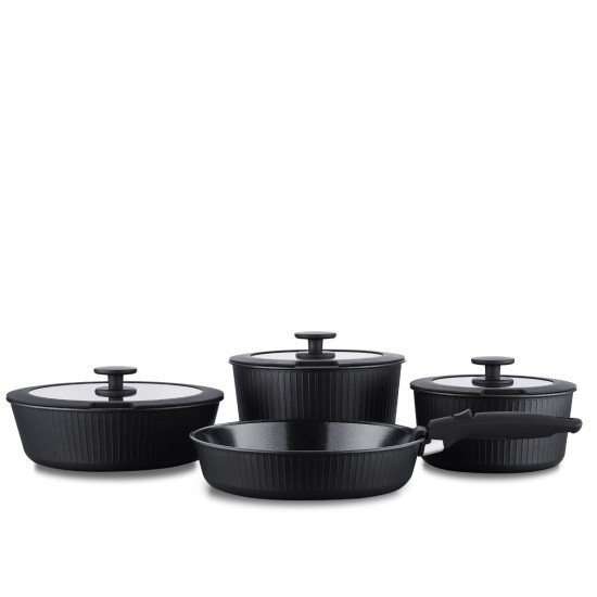 طقم أواني كوركماز نوفا براتيكا 8 قطع لون أسود