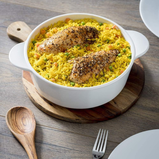 قدر خزفي أبيض من كورنينج وير مع غطاء زجاجي دائري سعة 3.25 لتر